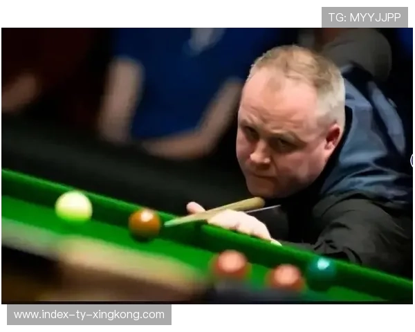 希金斯完成连续清台练习