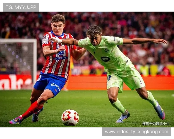 巴萨亚马尔连续假动作晃倒对手左脚兜射直挂远角:从场上技巧到赛场实战的训练秘籍